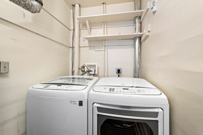 Floorplan - 1115-1121 W 40th ST