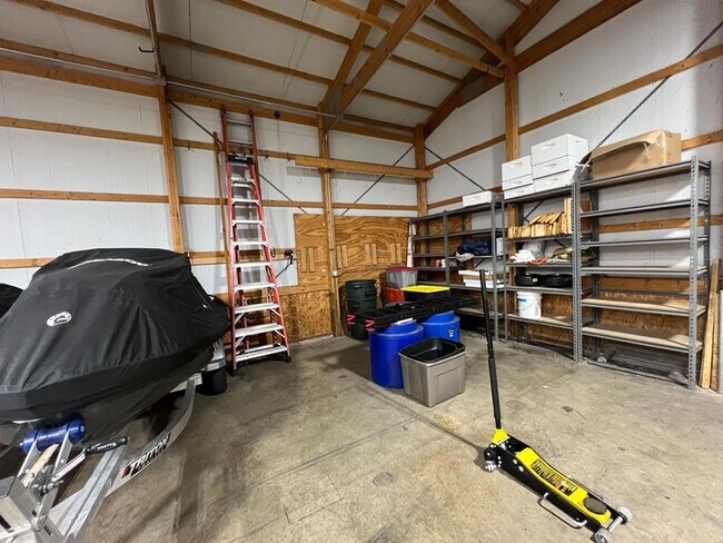 Building Photo - 8855 E 93rd Ave