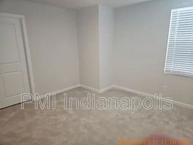 Building Photo - 1854 Cascades Dr