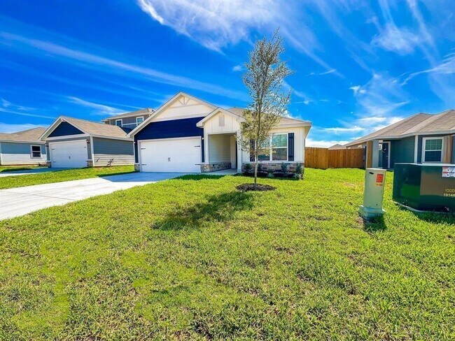 Building Photo - 16322 Sweet Grv Dr