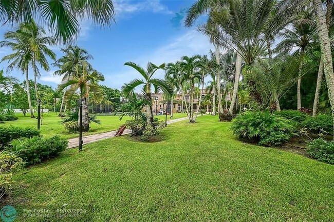Building Photo - 4200 Coral Hills Dr