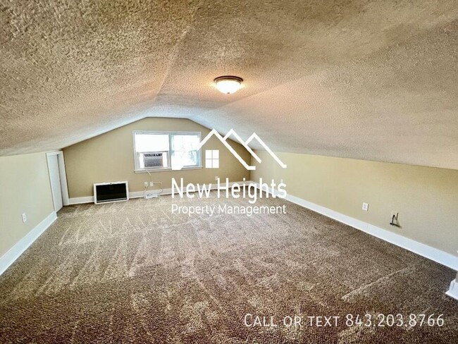 Building Photo - 8165 Poplar Ridge Rd