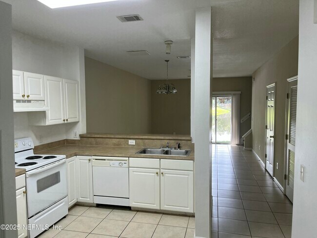 Building Photo - 7810 Melvin Rd