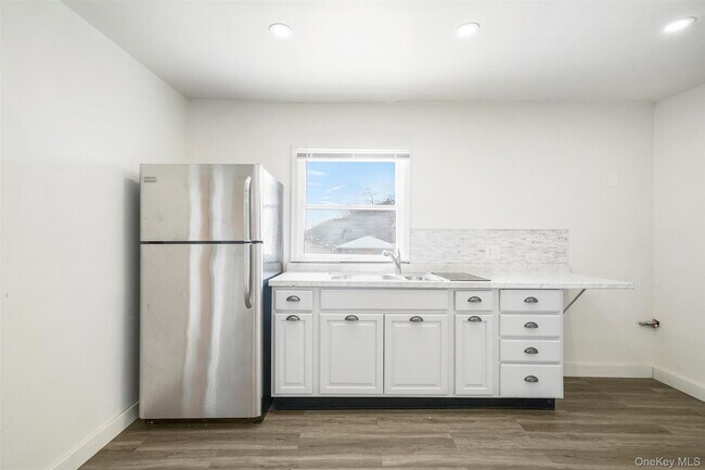 Building Photo - 620 Jersey Ave