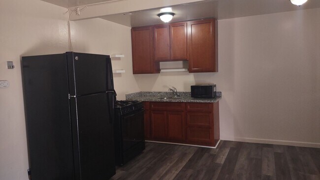 Building Photo - 5626 53rd St