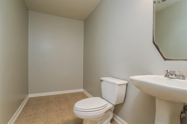 Building Photo - 6523 Bluestone Springs Ln