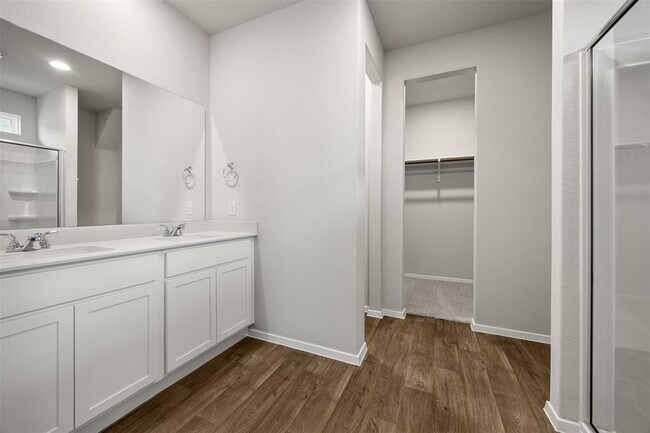 Building Photo - 160 Backwater Rd