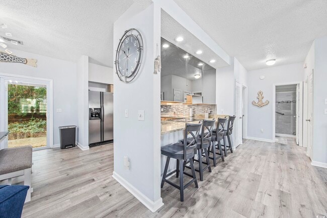 Building Photo - 9580 Maison Ct