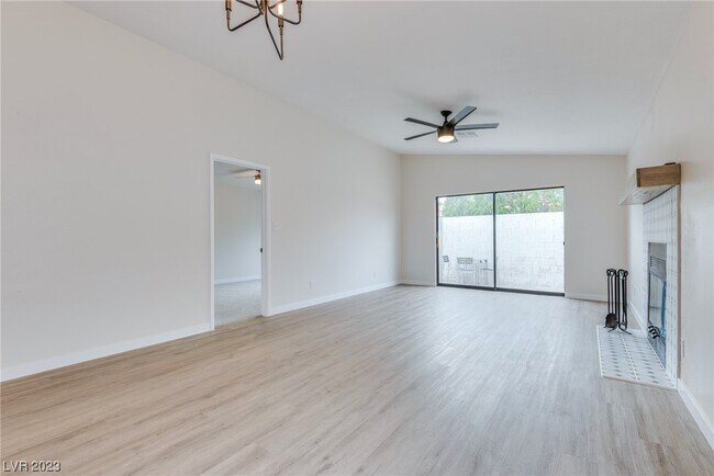 Building Photo - 8437 Lomack Ct