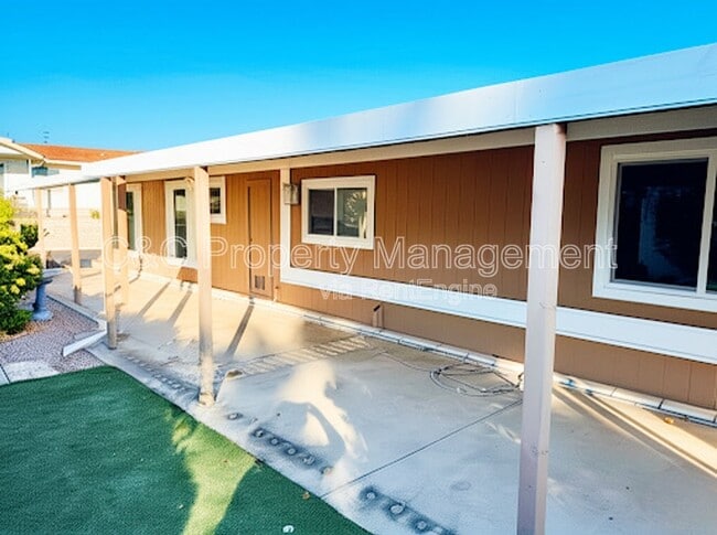 Building Photo - 909 Richland Rd