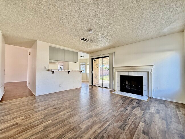 Building Photo - 43241 32nd St W