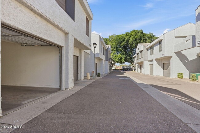 Building Photo - 9209 N 59th Ave