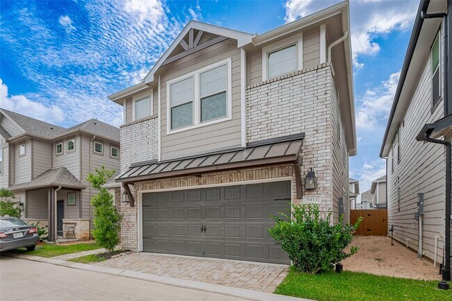 Building Photo - 3414 Signor Dr