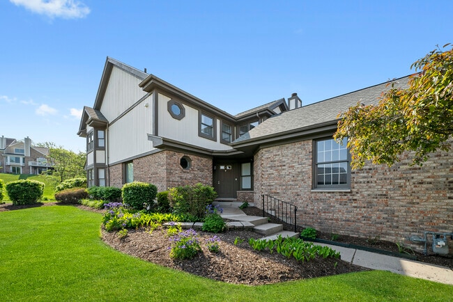 Primary Photo - 14449 Golf Rd
