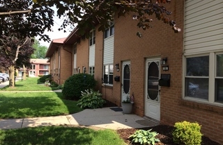 Primary Photo - Medallion Manor