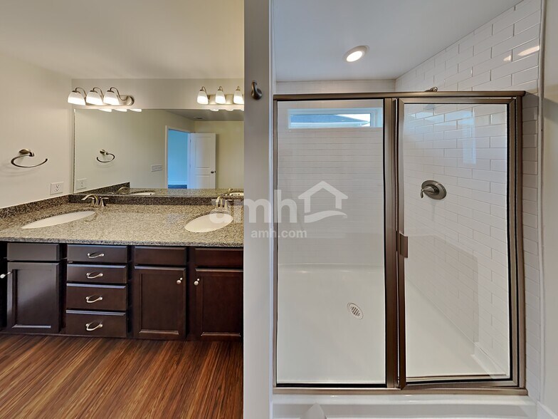 Building Photo - 4521 Tarpon Dr