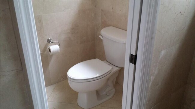 Building Photo - 9510 NW 82nd St