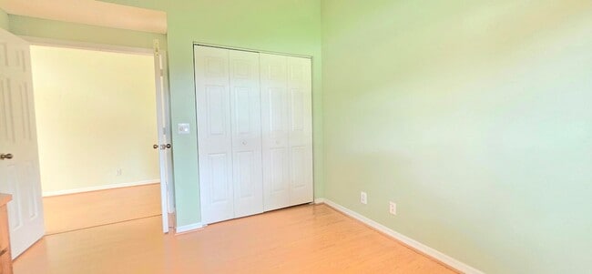 Building Photo - 7299 Lugano Dr