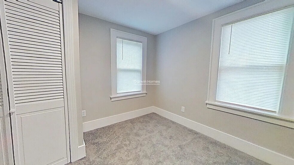 Building Photo - 49 Jackson St