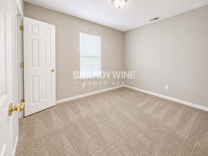 Building Photo - 1735 Thriftwood Dr