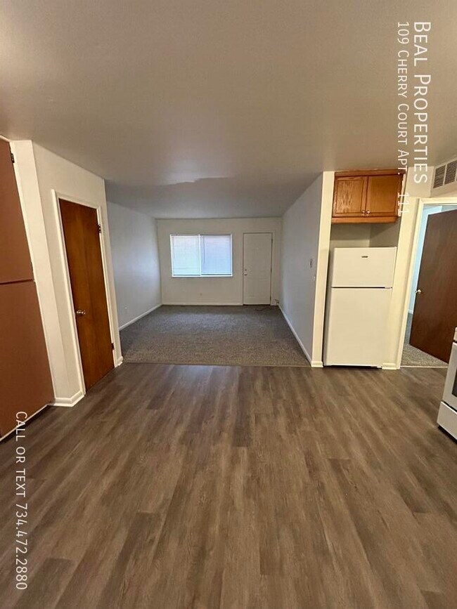 Building Photo - 109 Cherry Ct