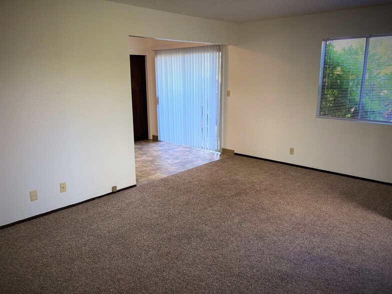 Building Photo - 506 Herrick Ave