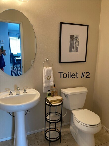 Building Photo - 25345 Maroon Creek Ct