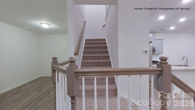 Building Photo - 785 Earhart St NW