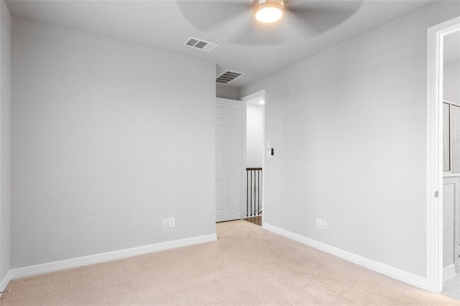 Building Photo - 9521 Towne Lake Pkwy