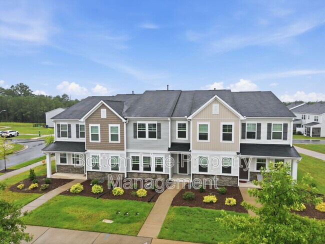 Building Photo - 2312 Kasota Ln