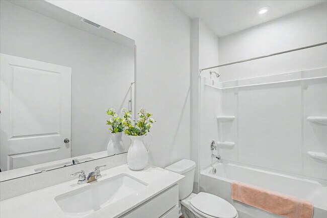 Building Photo - 783 Longleaf Dr