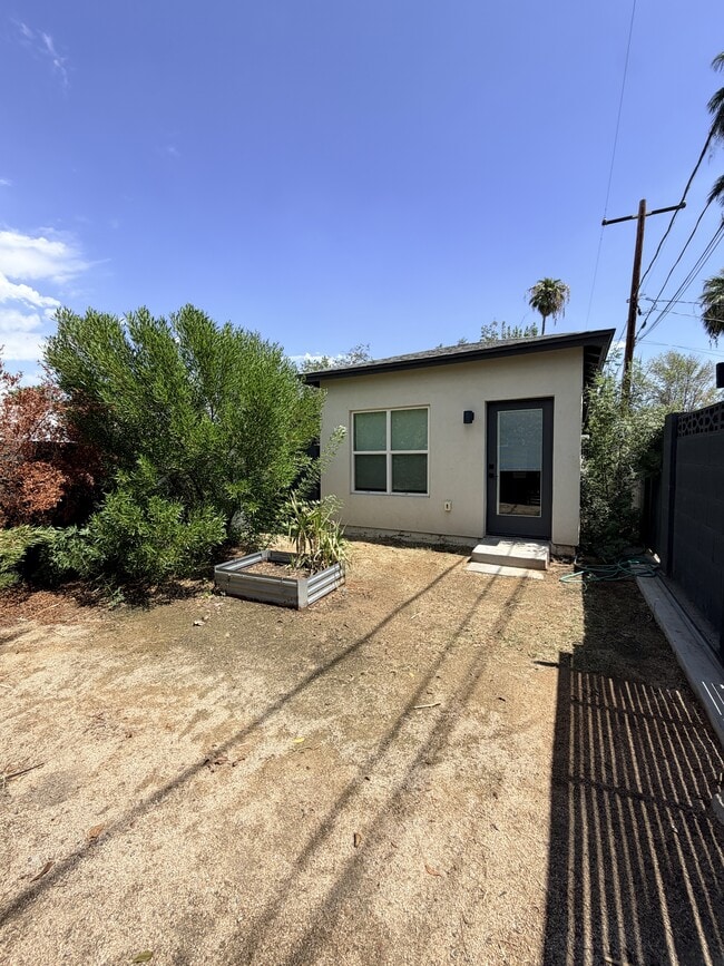 Building Photo - 1507 W Keim Dr