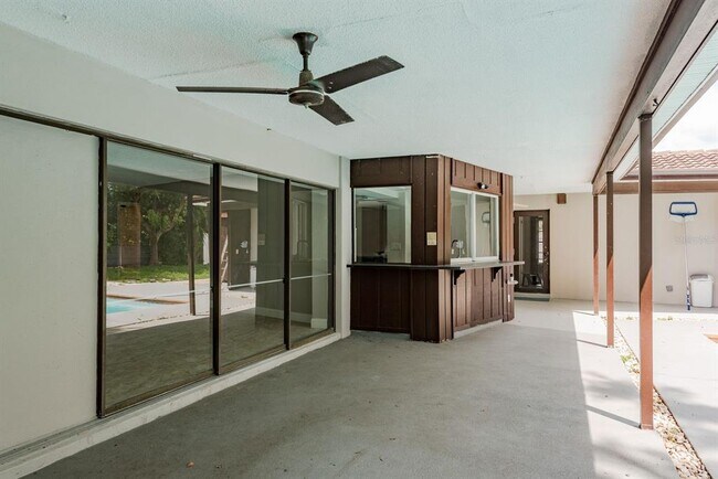 Building Photo - 1690 Curlew Rd