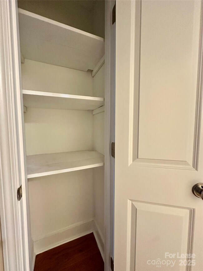 Building Photo - 2063 Eaton Rd