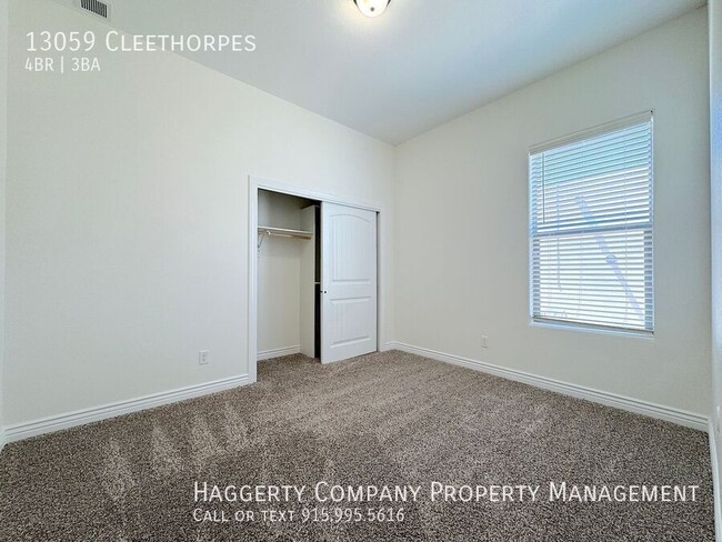 Building Photo - 13059 Cleethorpes-