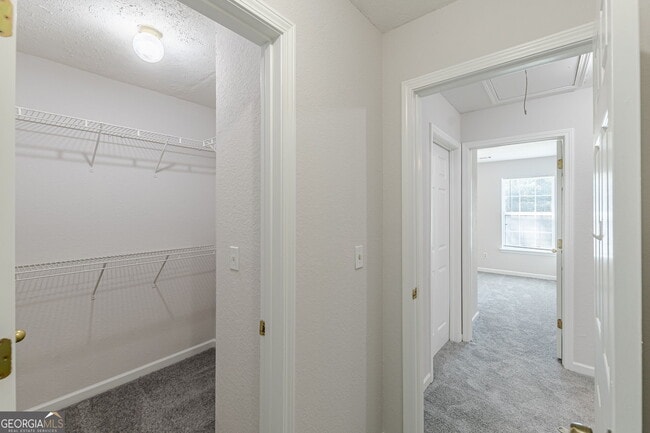 Building Photo - 274 Brookview Dr