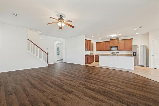 Building Photo - 1108 Black Cherry Dr