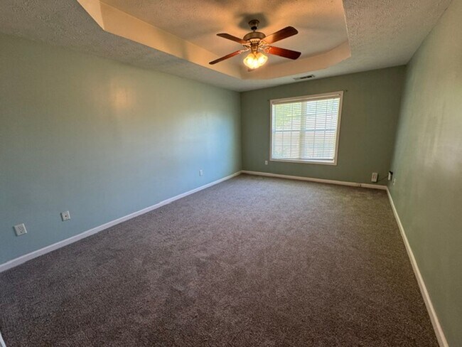 Building Photo - 100 Talley Branch Ct
