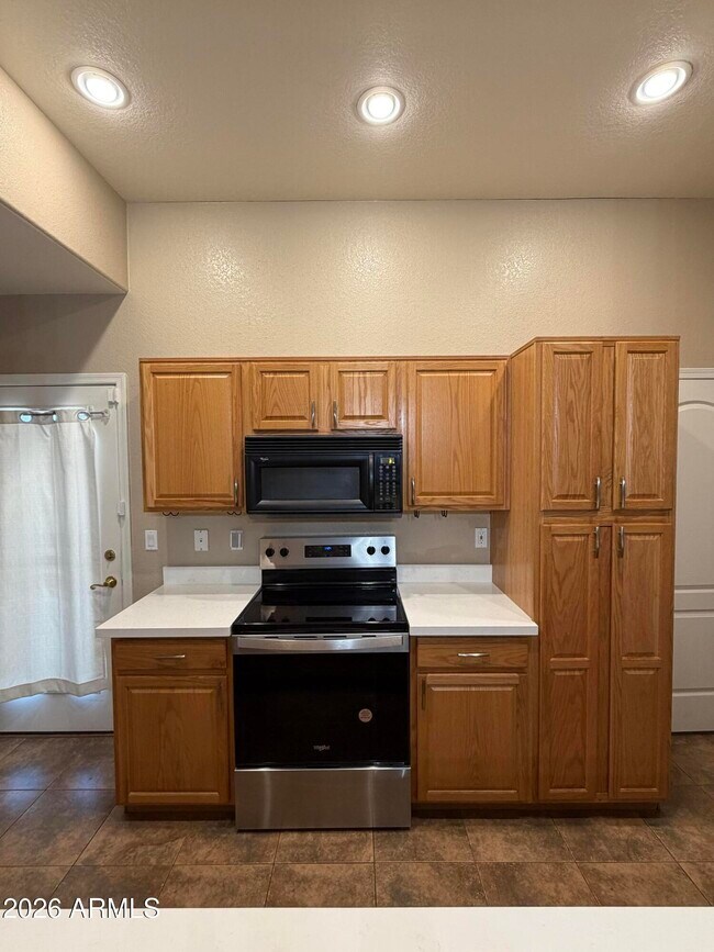 Building Photo - 15603 N 79th Dr