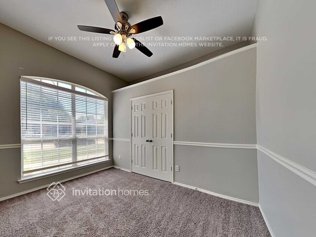 Building Photo - 221 Mulberry Ln