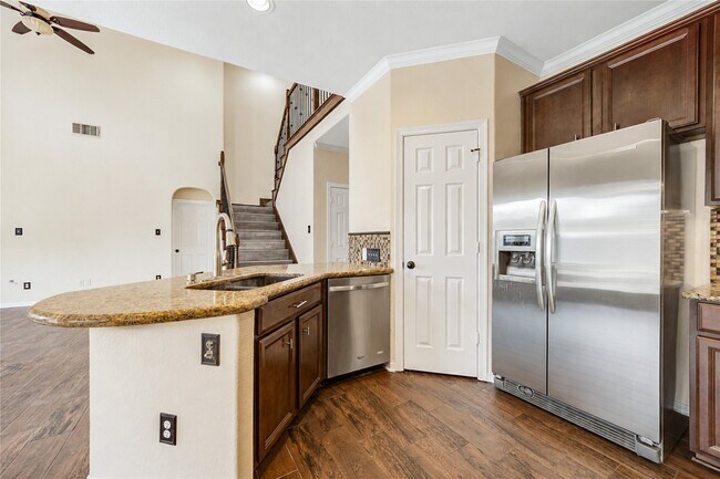 Building Photo - 17415 Elverson Oaks Dr