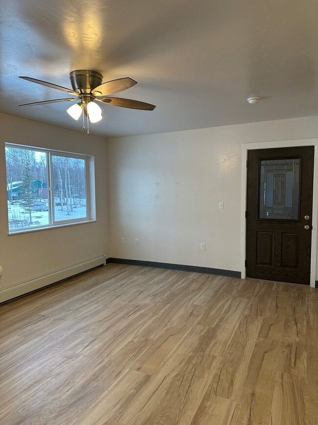 Building Photo - 8193 N Mohawk St