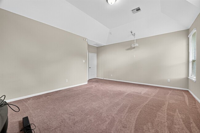 Building Photo - 11002 Kirker Ln