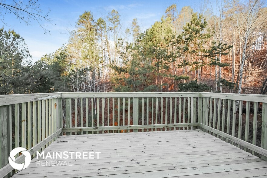 Building Photo - 4218 Falcon Crest Dr