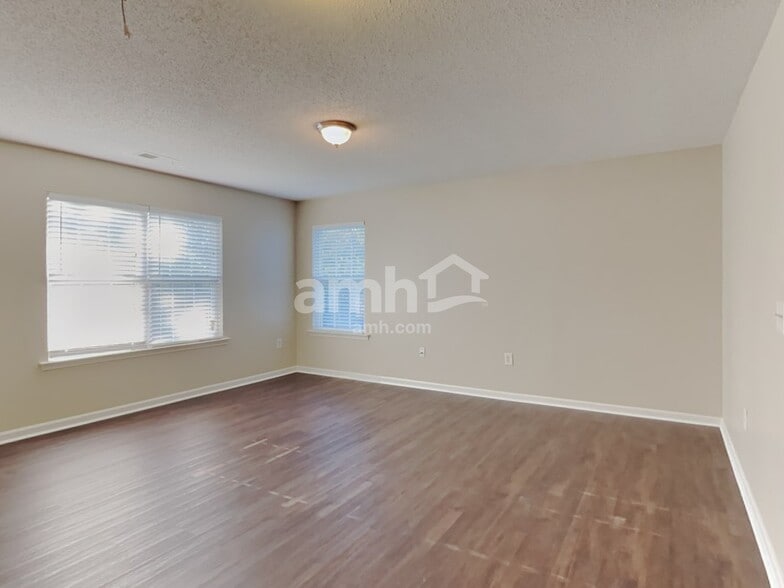 Building Photo - 439 Annaberg Ln