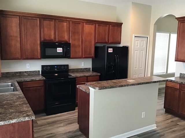 Building Photo - 508 N Tree Garden Dr