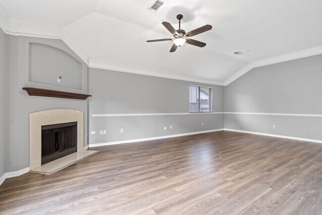 Building Photo - 3614 Lindenfield Dr