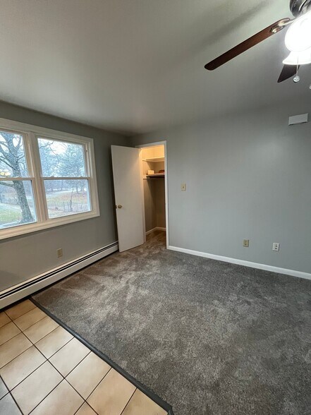 Building Photo - 30 Carolyn Terrace