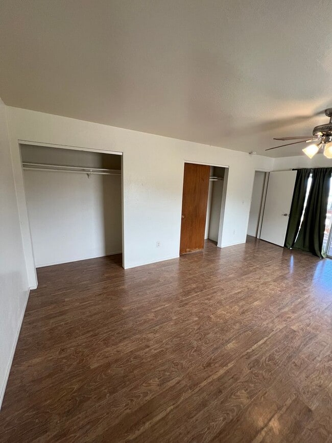 Building Photo - Oroville 4 bed 2 bath 3300sqft country hom...