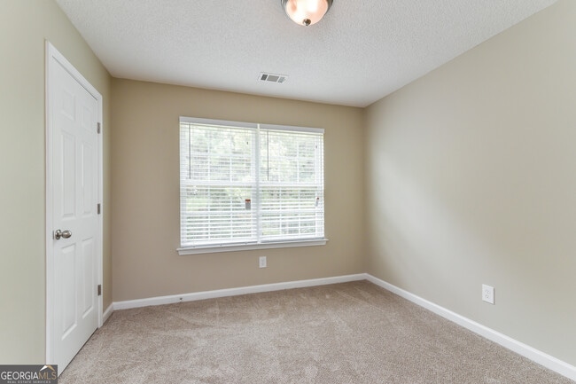 Building Photo - 6717 Delaware Bend